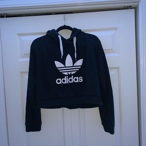 Cropped adidas sweatshirt